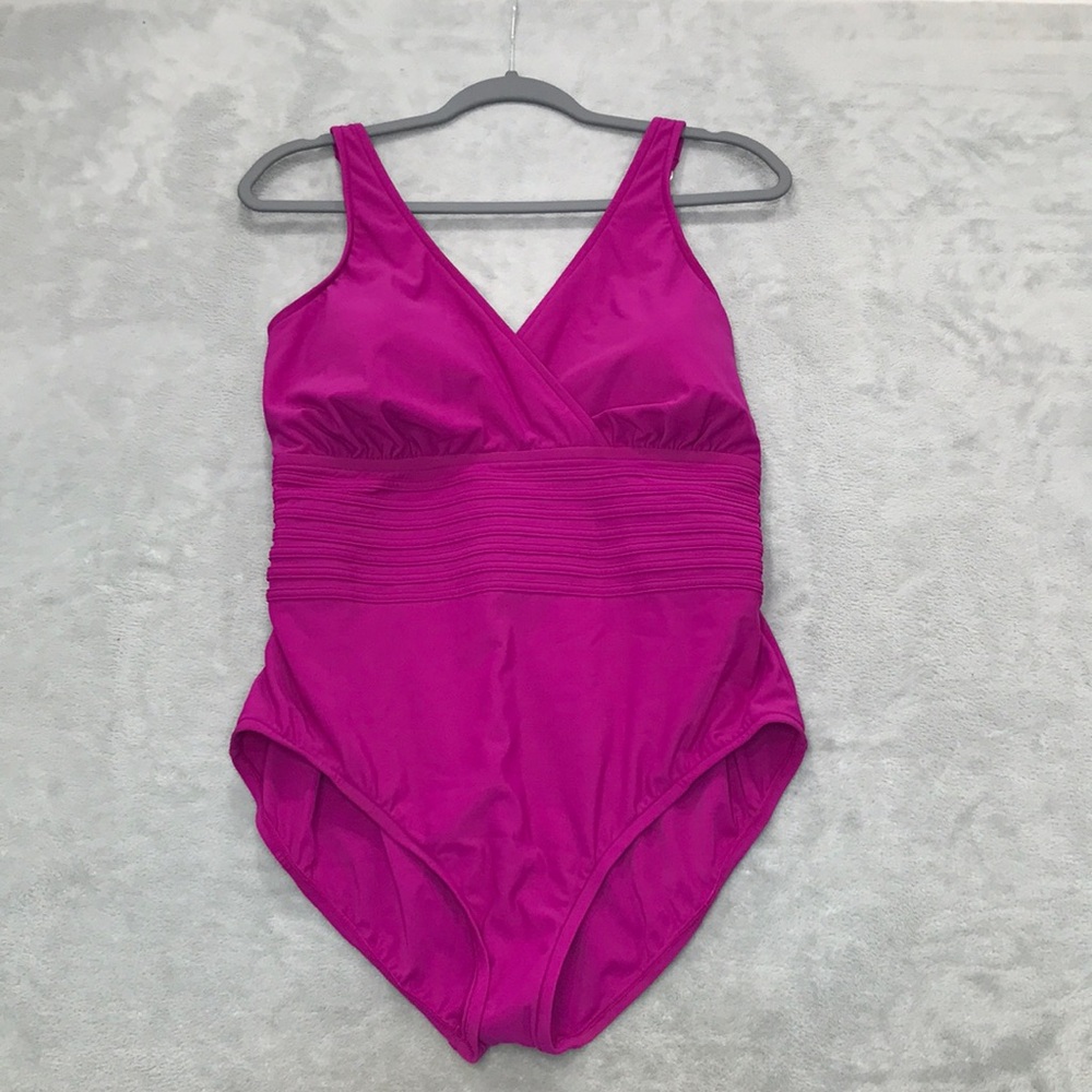 Aqua green Fuchsia Sweetheart Neckline One Piece Swim Size 17 New